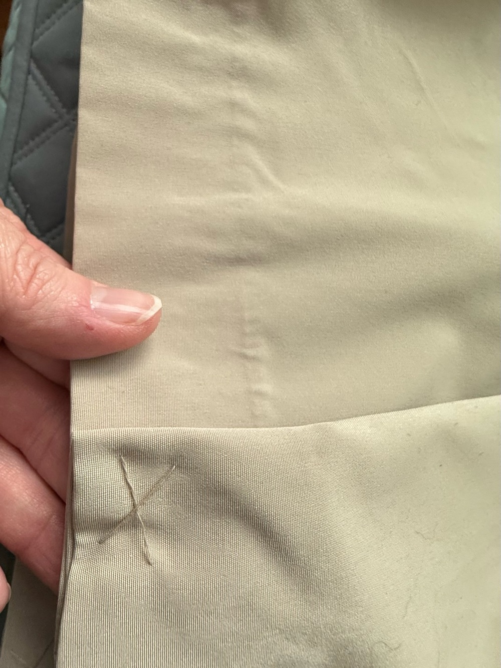 NWOT London Fog Women's Khaki Trench Coat with Belt - Picture 5 of 7